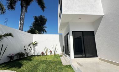 Venta de Casa Moderna  en Palmira, Cuernavaca