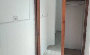 Arriendo casa Comercial sector Santa Teresita Laureles Medellín
