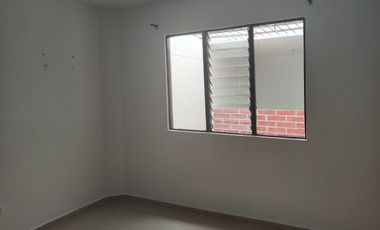 Arriendo casa Comercial sector Santa Teresita Laureles Medellín
