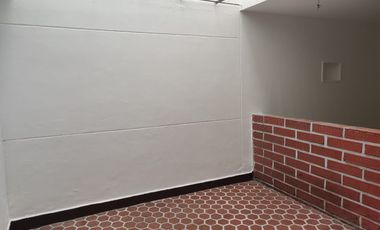 Arriendo casa Comercial sector Santa Teresita Laureles Medellín