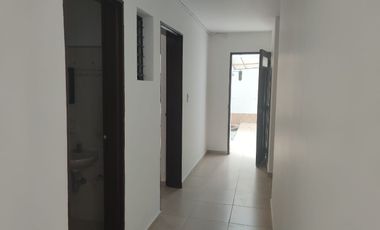 Arriendo casa Comercial sector Santa Teresita Laureles Medellín