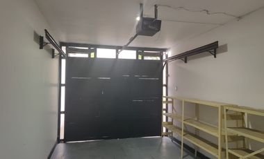 Arriendo casa Comercial sector Santa Teresita Laureles Medellín