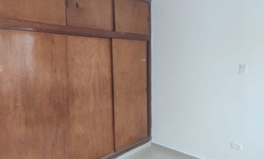 Arriendo casa Comercial sector Santa Teresita Laureles Medellín