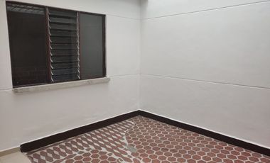 Arriendo casa Comercial sector Santa Teresita Laureles Medellín