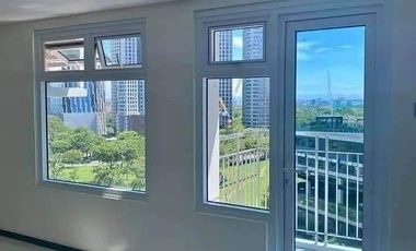 Lease to Own 1BR 2BR 3BR Condo in BGC Taguig The Trion Tower Walking distance to SM Aura Grab the Discounts now