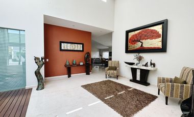 INCREIBLE CASA EN VALLE REAL EN VENTA EN COTO SANTA FE