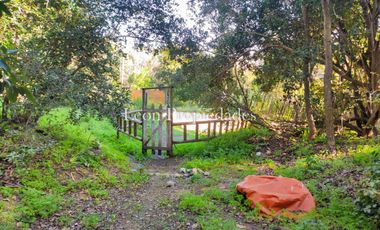 Se vende Parcela de 1ha con 2 casa en Monterrey, Curacaví