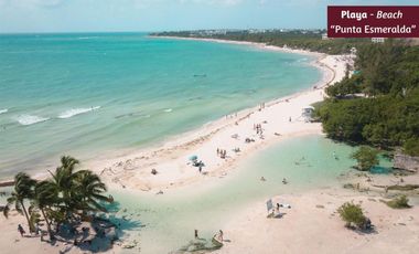 Condo en Residencial con club de playa, golf, alberca en venta Playa del Carmen.