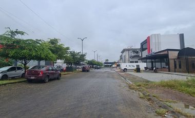 En alquiler estratégico terreno en pleno casco comercial de Villa Club, km 14 de la Vía a Samborondón