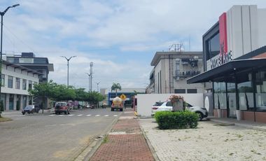 En alquiler estratégico terreno en pleno casco comercial de Villa Club, km 14 de la Vía a Samborondón