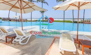 Exclusivo departamento de playa con alberca privada y vista al mar