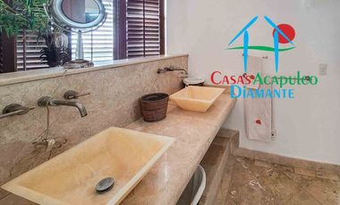 Exclusivo departamento de playa con alberca privada y vista al mar