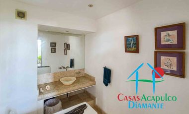 Exclusivo departamento de playa con alberca privada y vista al mar