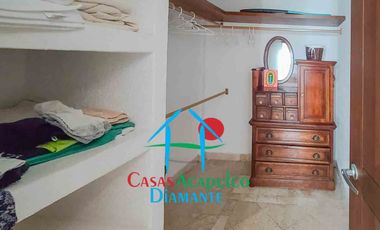 Exclusivo departamento de playa con alberca privada y vista al mar