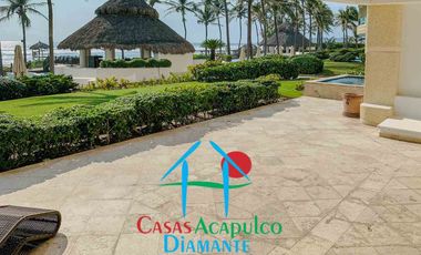 Exclusivo departamento de playa con alberca privada y vista al mar