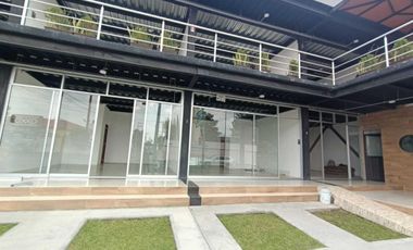 RENTA DE LOCALES NUEVOS EN PLAZA COMERCIAL LA FRAGUA