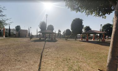 BONITA CASA CON POSESIÓN, ENTREGA INMEDIATA!!!!! CONJUNTO URBANO REAL VERONA, TECAMAC