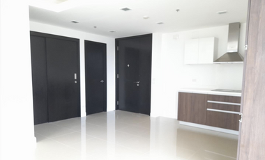 For Sale: West Gallery Place 1-BEDROOM Luxury Condo with Parking in BGC Taguig