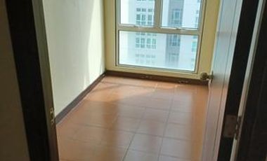 2 Bedroom Condo Rent To Own 30k monthly in Makati near MOA, Airport, Ayala, BGC, SLEX