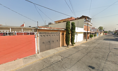 Venta de Casa en Villas de las Flores Coacalco Recuperacion Bancaria