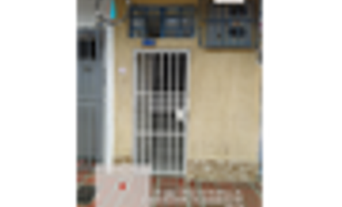VENTA CASA  DOS PISOS ESQUINERA CON LOCALES BARRIO ALAMEDA