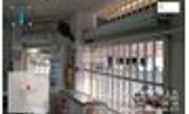 VENTA CASA  DOS PISOS ESQUINERA CON LOCALES BARRIO ALAMEDA