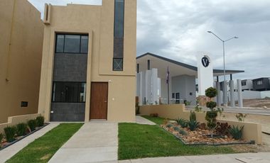 CASA EN VENTA EN ROSARITO