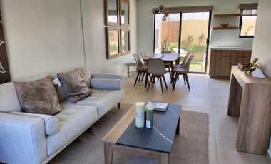 CASA EN VENTA EN ROSARITO