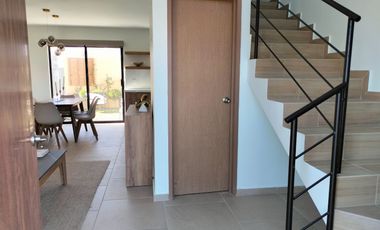 CASA EN VENTA EN ROSARITO