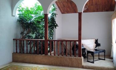 R308 Residencia en venta 5 recámaras Club Campestre Morelia