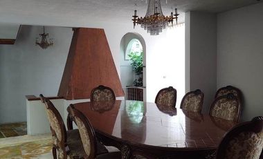 R308 Residencia en venta 5 recámaras Club Campestre Morelia