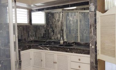 R308 Residencia en venta 5 recámaras Club Campestre Morelia