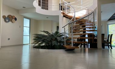 GRAN RESERVA CASA EN VENTA CON ALBERCA