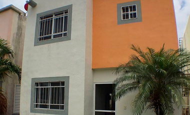 Venta de Casa en Fracc. Jardines de Bonampak, Cancún