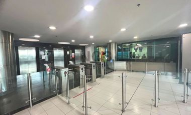 OFICINA EN ARRIENDO SECTOR CENTRO COMERCIAL MALLPLAZA BOGOTA