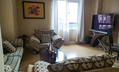A FULLY FURNISHED 2 BR UNIT FOR RENT IN THE GROVE BY ROCKWELL