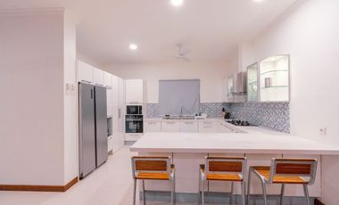 For Freehold Great Villa with the huge land in Umalas