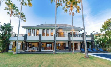 For Freehold Great Villa with the huge land in Umalas
