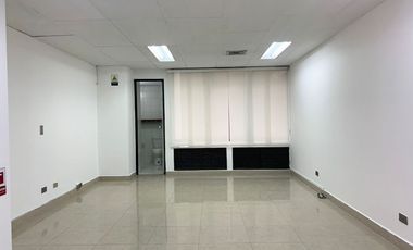 PR21131 Oficina en venta en el sector Milla de Oro