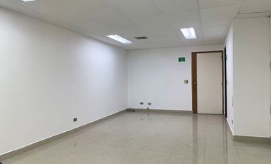 PR21131 Oficina en venta en el sector Milla de Oro