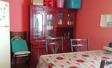 Propiedad en Venta, 5 departamentos a 10 Min. Metro Constitucuion