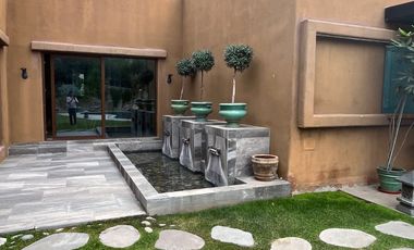 MARAVILLOSA CASA EN LOS BOSQUES DE CHICUREO, IMPERDIBLE OPORTUNIDAD