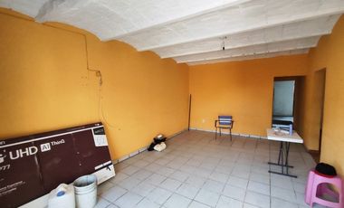 Casa con 4 recamaras 2 baños cochera techada en El Arenal