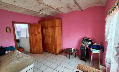 Casa con 4 recamaras 2 baños cochera techada en El Arenal