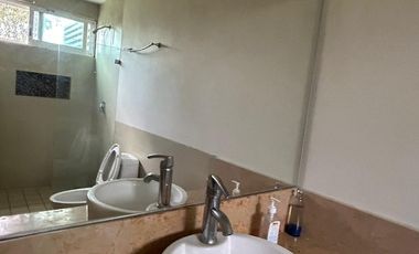 RENTA DEPARTAMENTO AMUEBLADO EN CORREGIDORA, LA MEJOR UBICACION