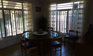 Casa sola de 4 recamaras con alberca  en Burgos Cuernavaca, Temixco, Mor.