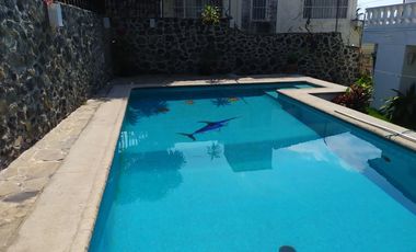 Casa sola de 4 recamaras con alberca  en Burgos Cuernavaca, Temixco, Mor.
