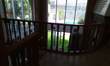 Casa sola de 4 recamaras con alberca  en Burgos Cuernavaca, Temixco, Mor.
