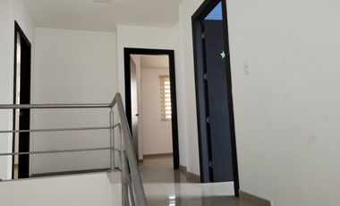 ALQUILO CASA DE 3 HABITACIONES AMPLIA EN NAPOLI