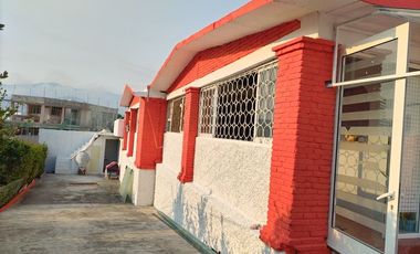 Casa en Fracc. Las Playas, en calle cerrada.